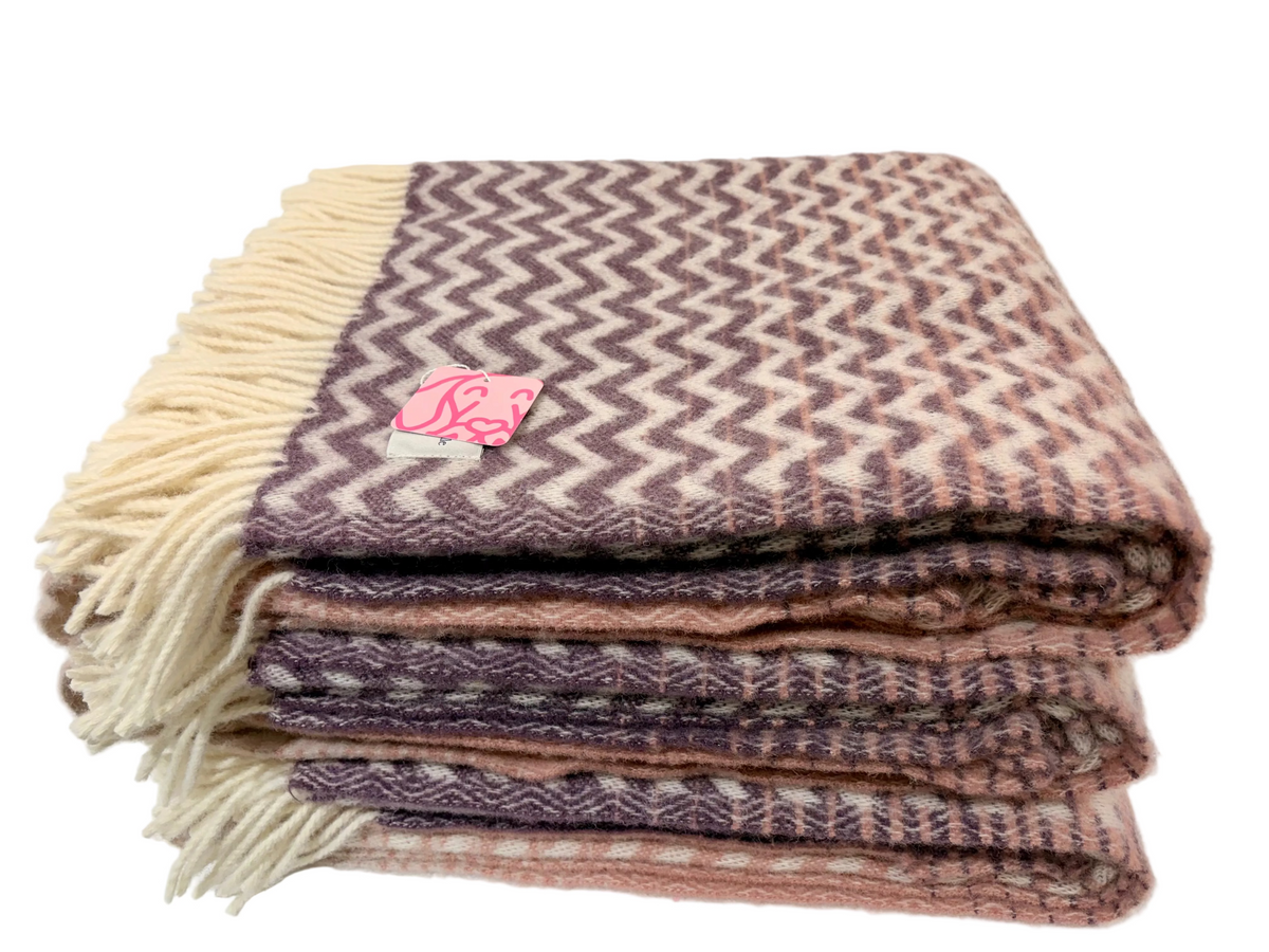 Snuggle zigzag Plaid