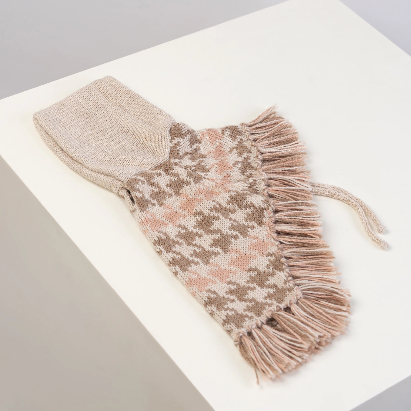 Sweetheart's Pull Poncho