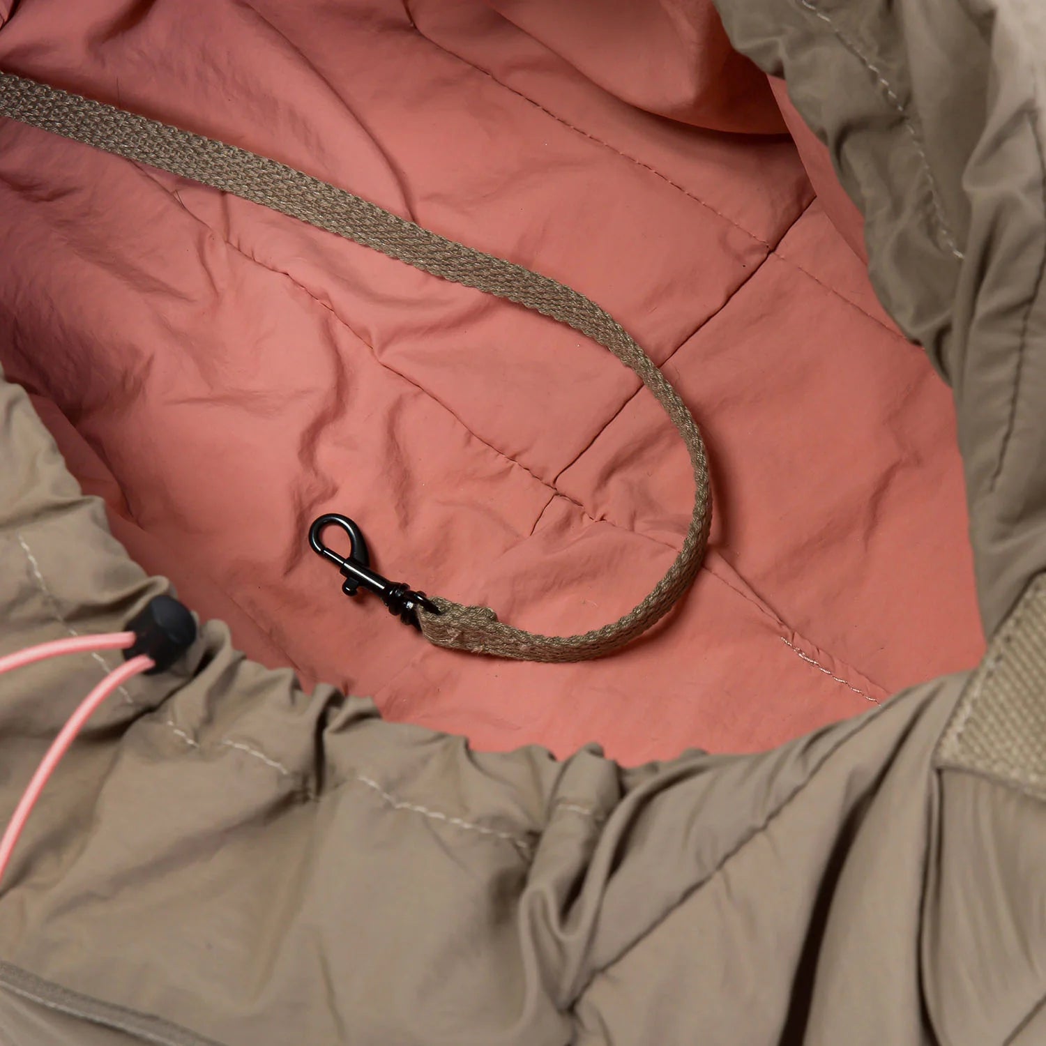 Sling bag Khaki / Peach