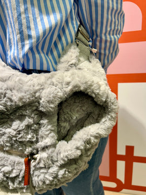 Peluche Paradise Carrying Bag - Gray Bear