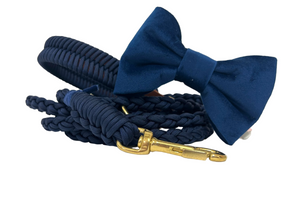 Dark blue velvet strik