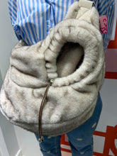 Peluche Paradise Carrying Bag - Luxury