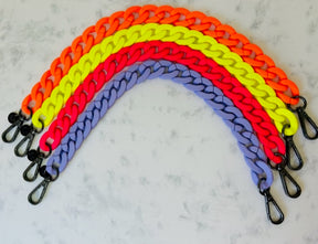 Chew Chain Neon Pink