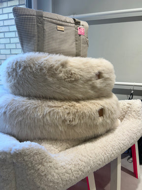 Peluche Paradise cuddler bed beige