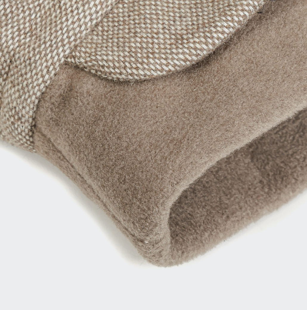 Brooklyn Tweed beige - Dachshund Edition