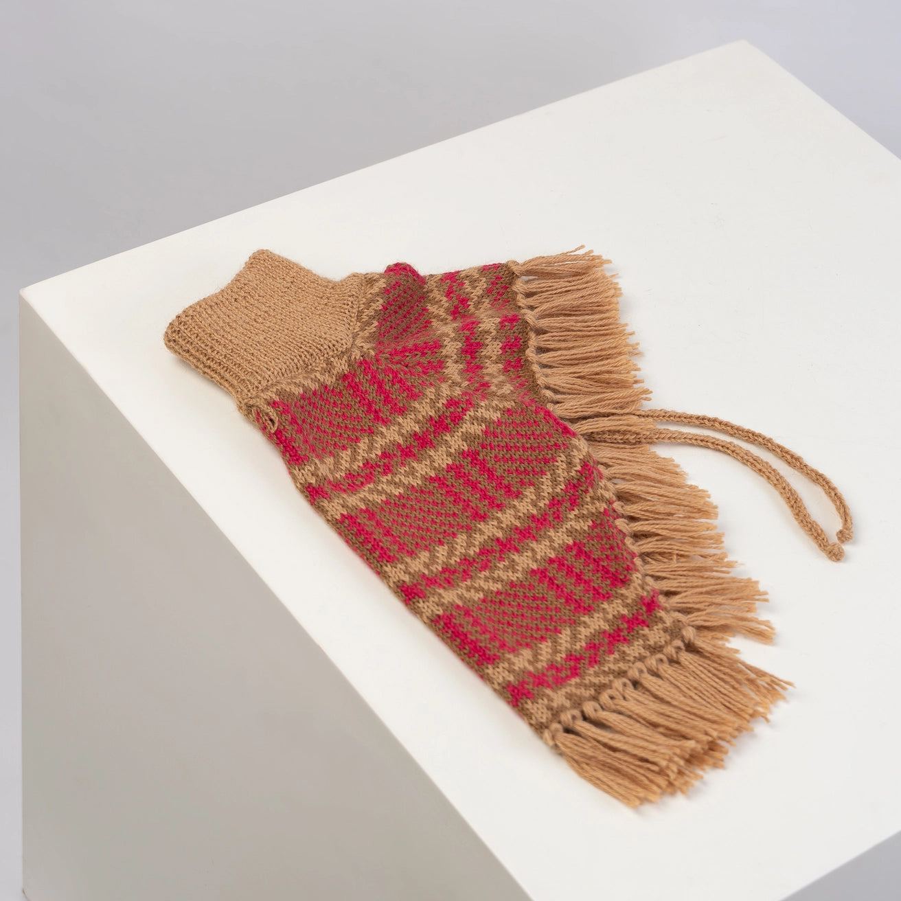 Poncho Pull Camelberry