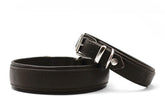 Classic black collar