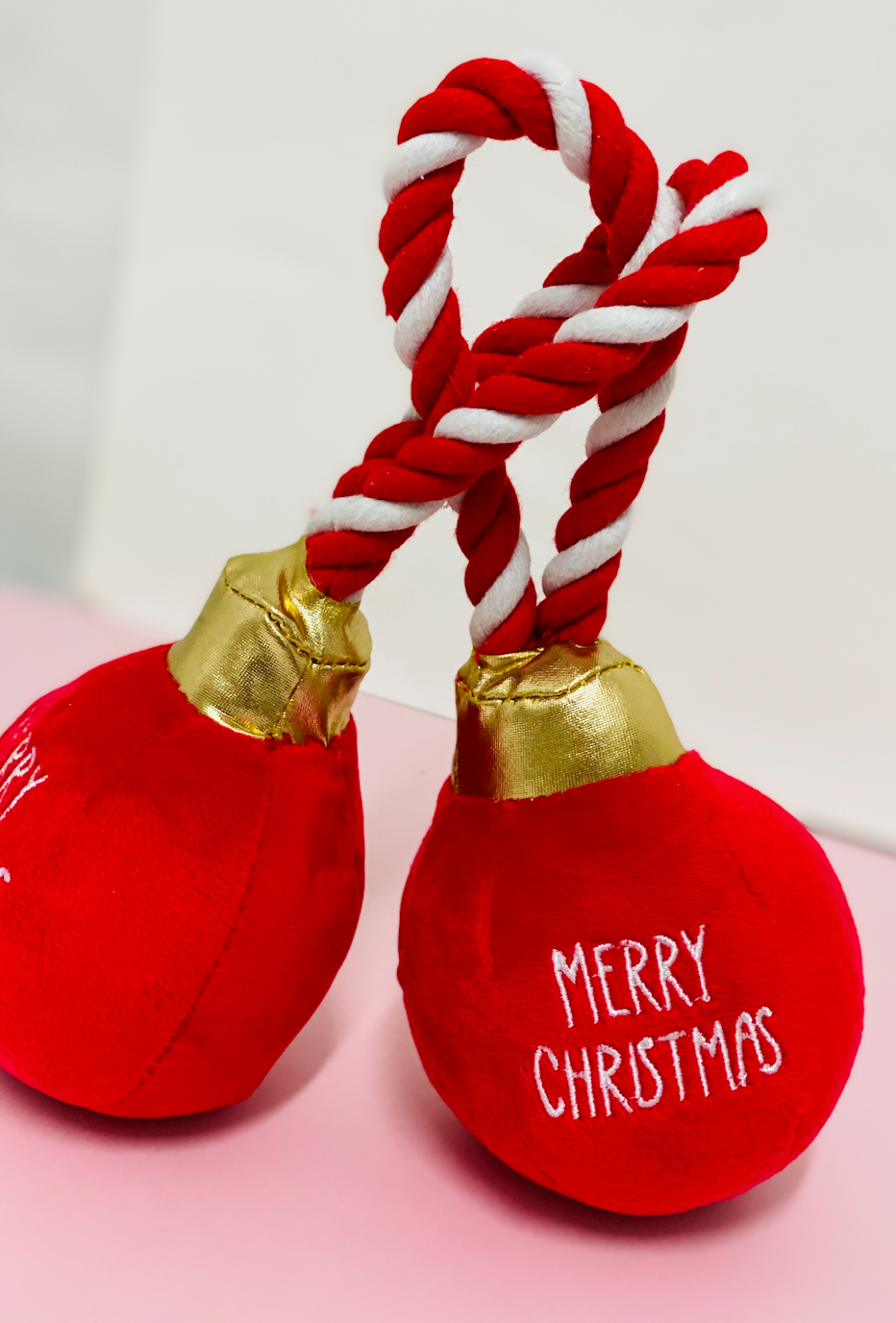 Christmas bauble with rope